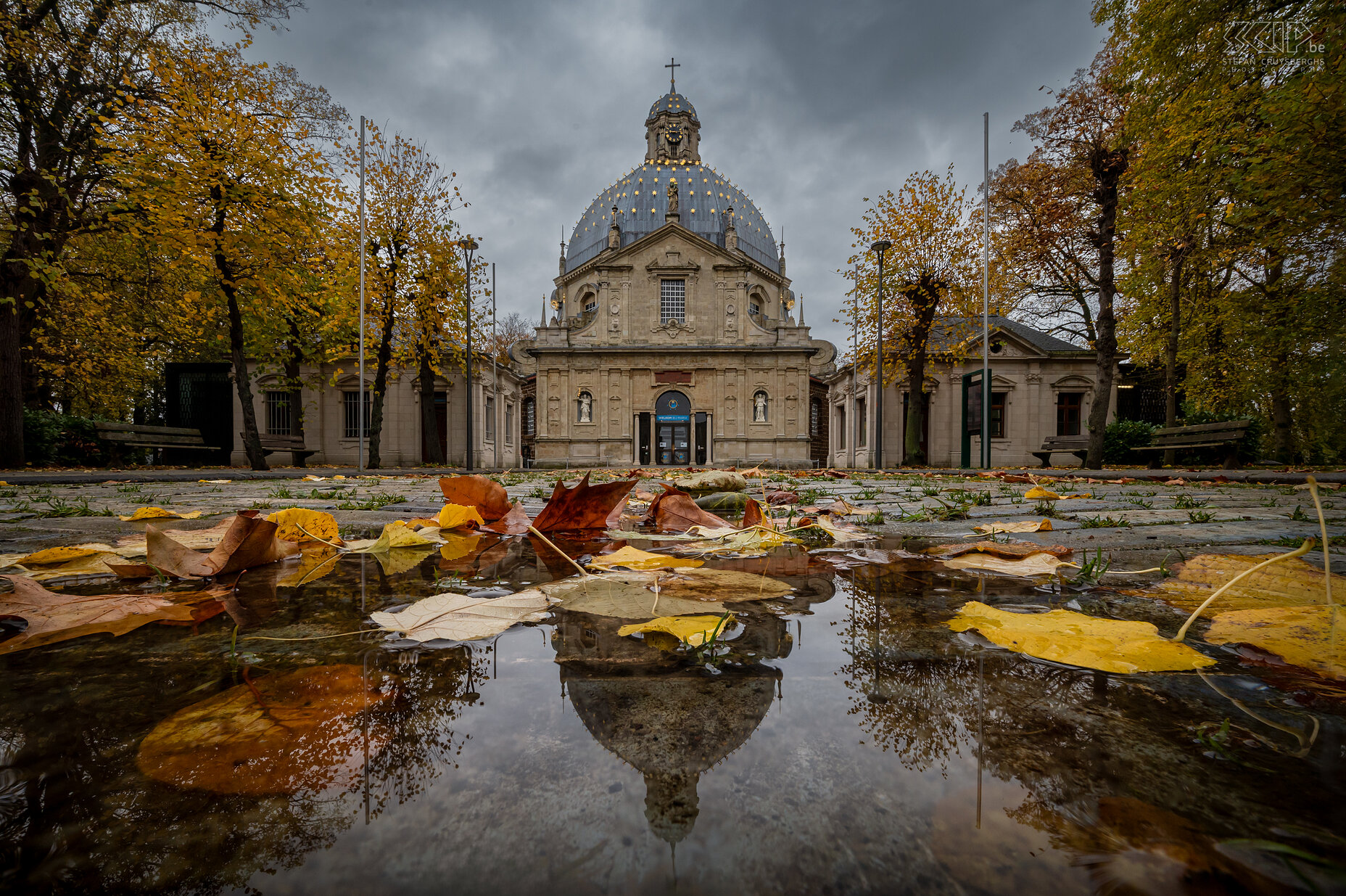 Scherpenheuvel-Zichem - Autumn colors at the basilica of Scherpenheuvel  Stefan Cruysberghs